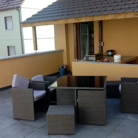 Maison / Complete A 5 Minutes De Colmar 別荘